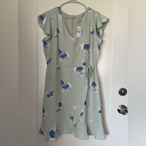 NWT LOFT butterfly sleeve dress